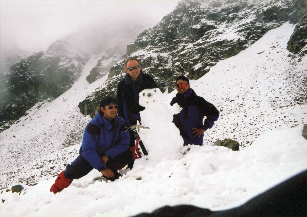 a13.jpg - ... haben wir lieber hier einen Schneemann gebaut und sind wieder nach Hause gefahren.