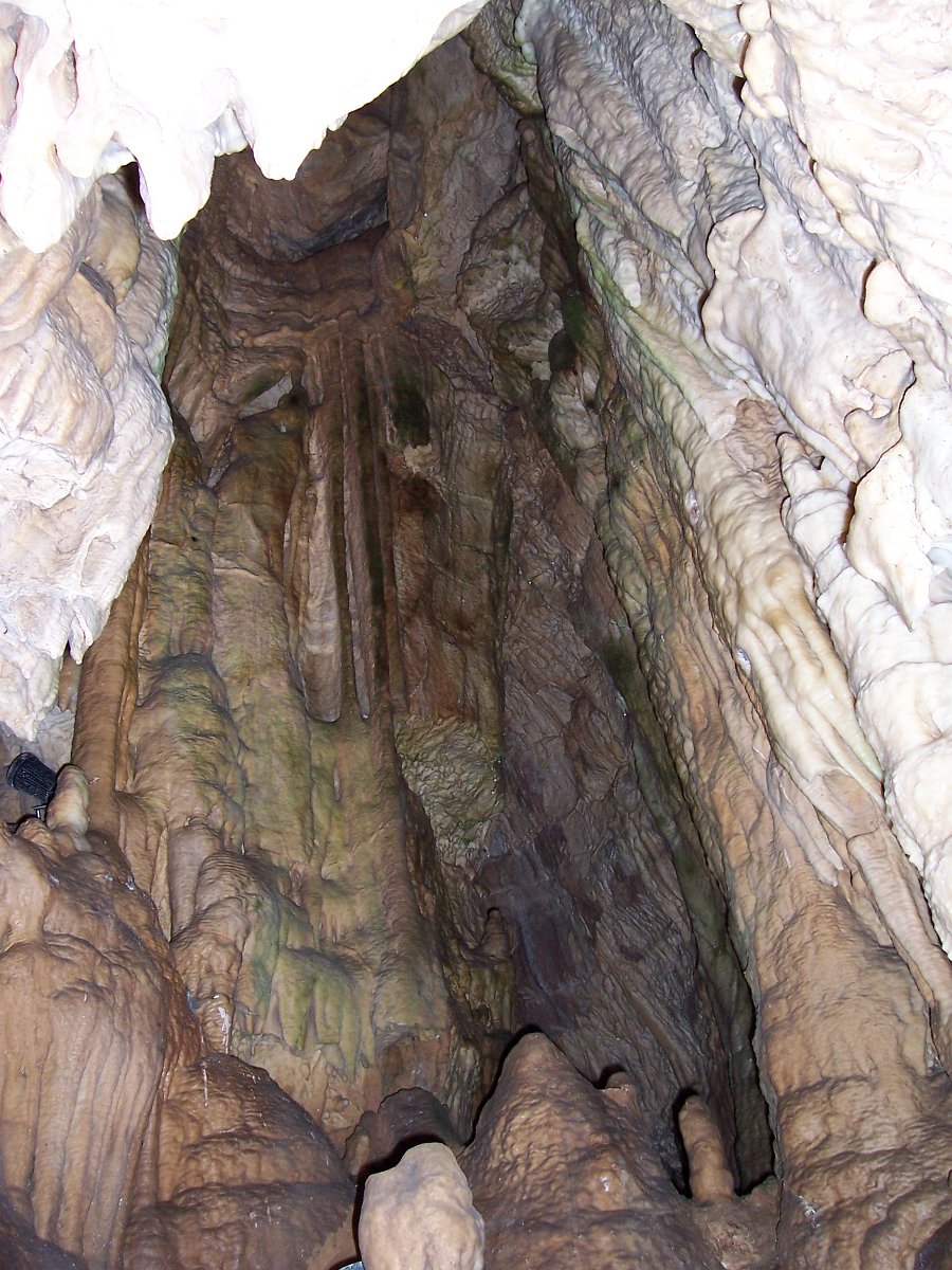 h1000001.JPG - Ein Besuch der Binghöhle.