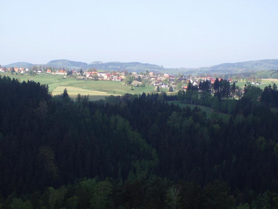 p4190214.jpg - Blick über das Kirnitzschtal in Richtung Lichtenhain.